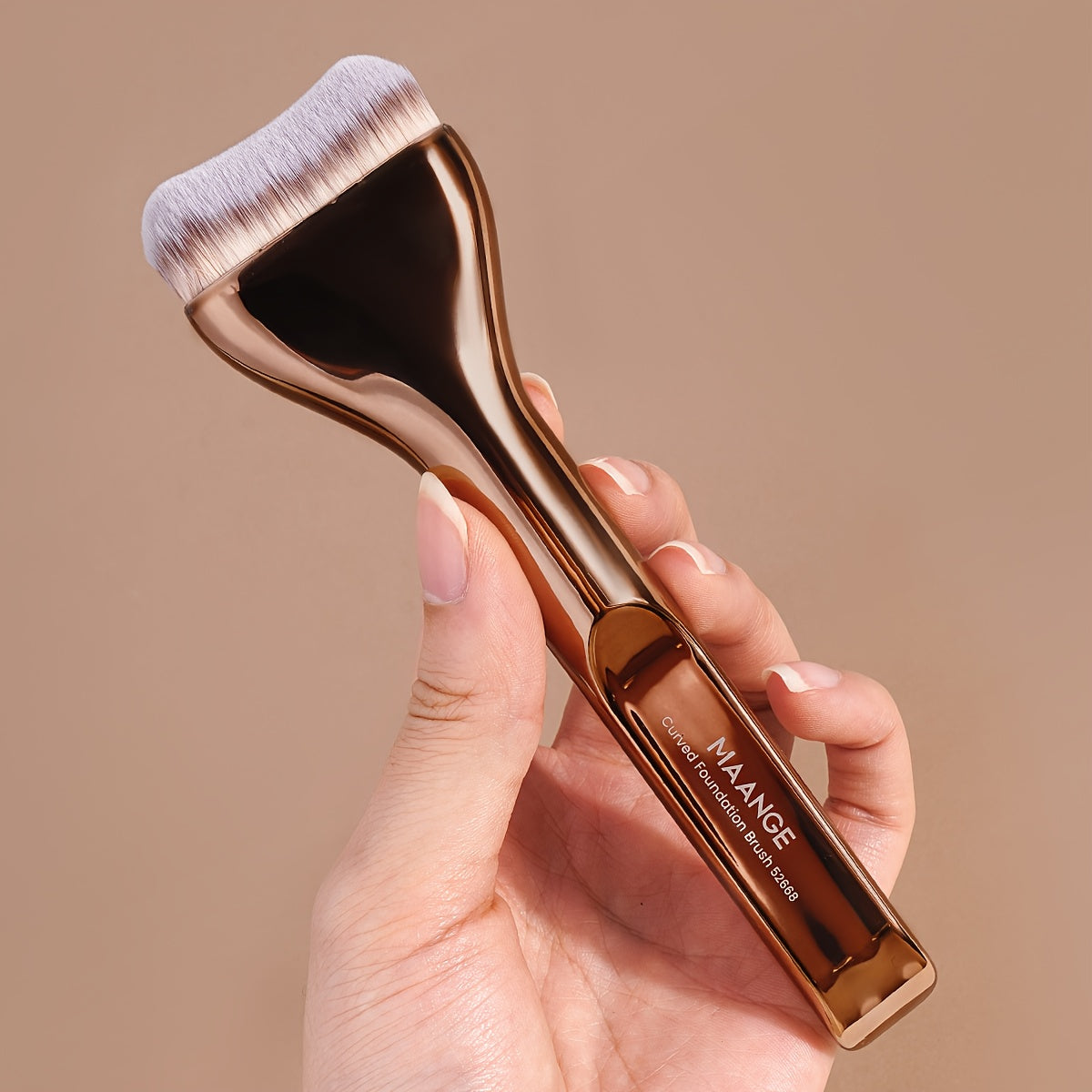MAANGE Professional Foundation Brush - Soft Nylon Bristles, Elegant Brown Handle, for BB Cream, Liquid Foundation, Powder - Travel-Friendly Makeup Brush for Flawless Application - Ideal for Home, Salon, or Gift for Women - MAANGE Beauty Tools, Kabuki Make