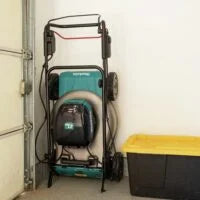 Makita 40V max XGT Brushless 21″ Self‐Propelled Commercials Lawn Mowers Kit GML01PL