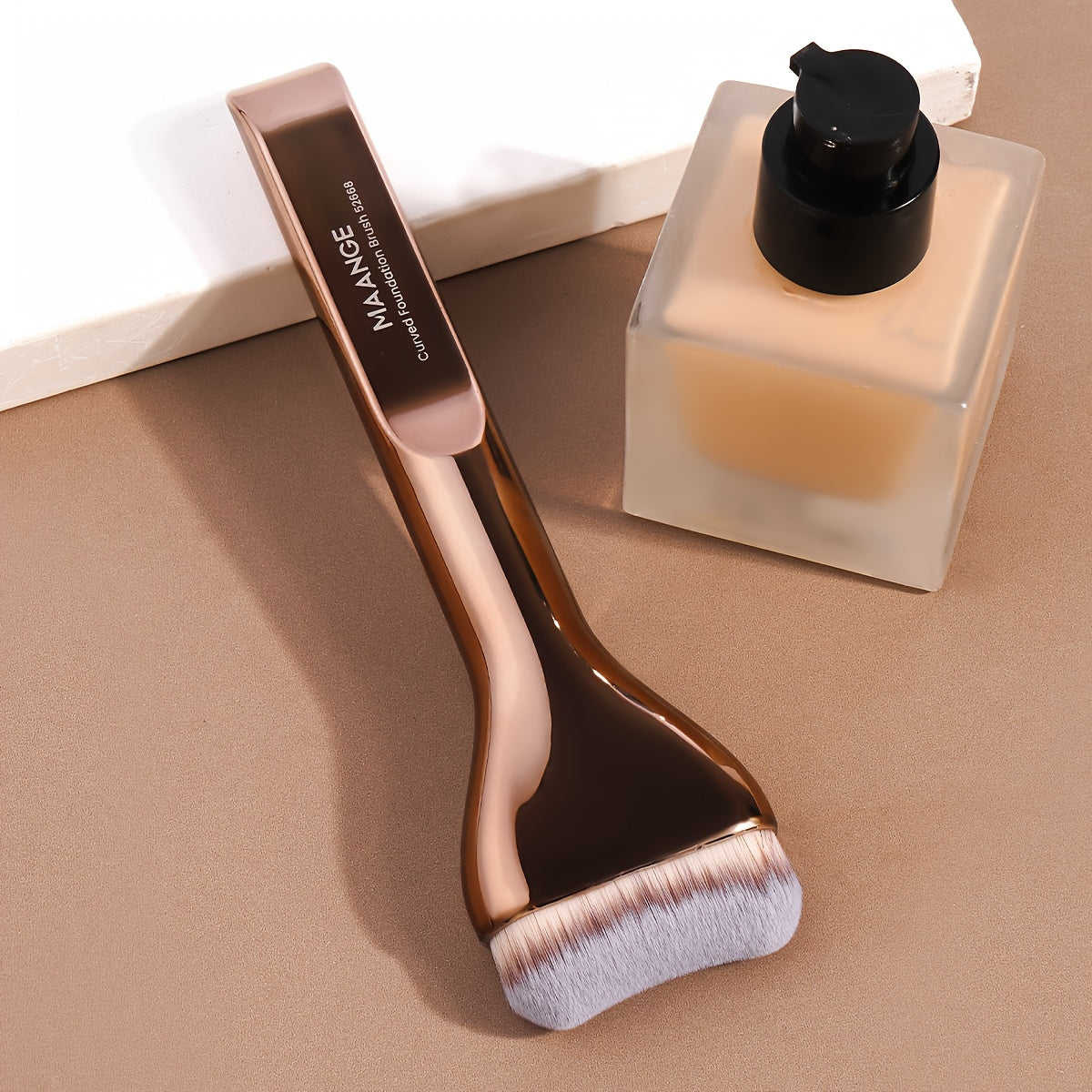 MAANGE Professional Foundation Brush - Soft Nylon Bristles, Elegant Brown Handle, for BB Cream, Liquid Foundation, Powder - Travel-Friendly Makeup Brush for Flawless Application - Ideal for Home, Salon, or Gift for Women - MAANGE Beauty Tools, Kabuki Make