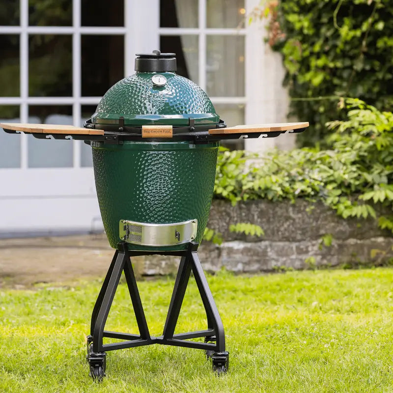 Big Green Egg Medium Ceramic Charcoal Grills