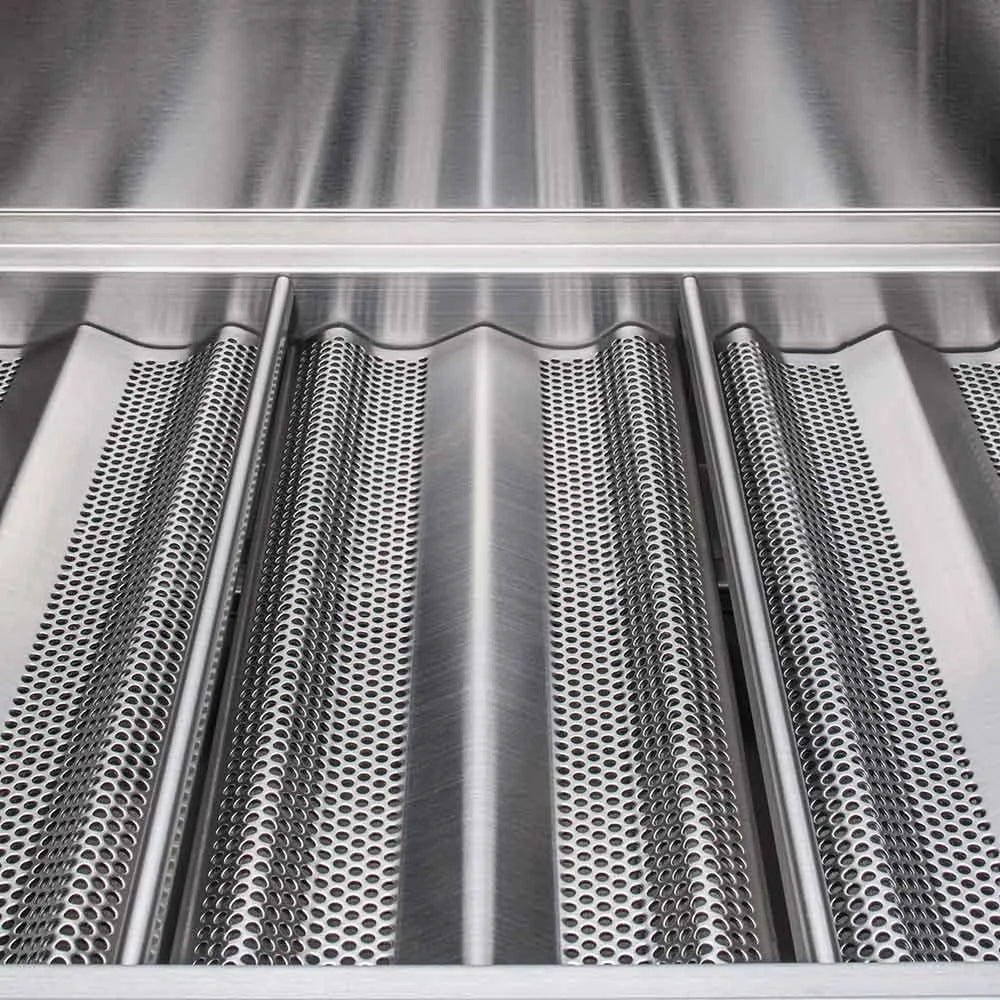 Blaze 32 In. 4 Burner Prelude LBM Gas Grills