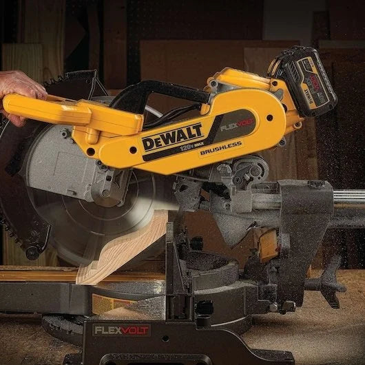 DeWalt FLEXVOLT 12 in 120V MAX Double Bevel Compound Sliding Miter Saws Kit