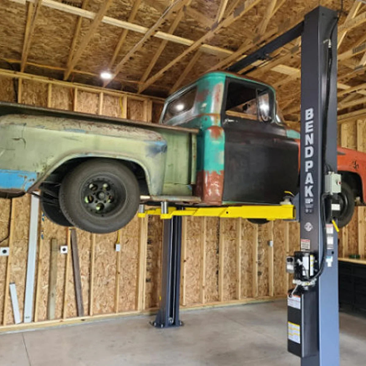 BendPak 10AP-168 Two Posts Car Lift – 10,000-Lb Capacity – 168″ Extended Height
